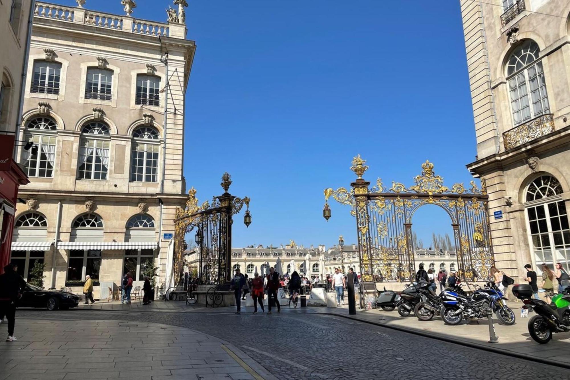 Le Dominicains Appartement Au Calme Aux Portes De La Place Stanislas Nancy Exterior foto